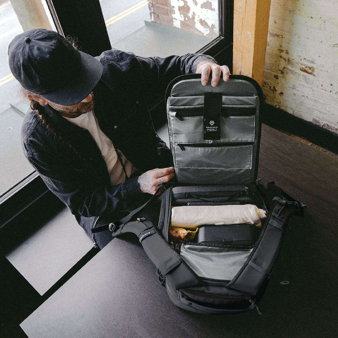WANDRD PRVKE V4 31L Zip Bag