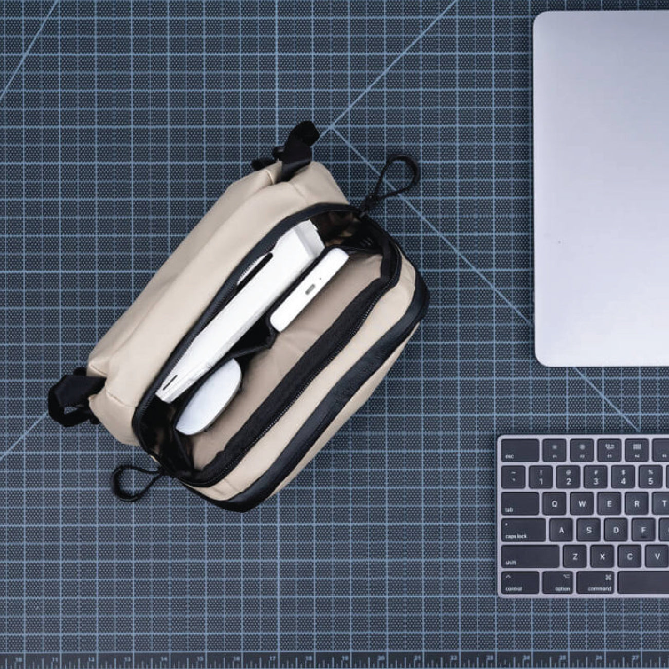 WANDRD Tech Bag Large
