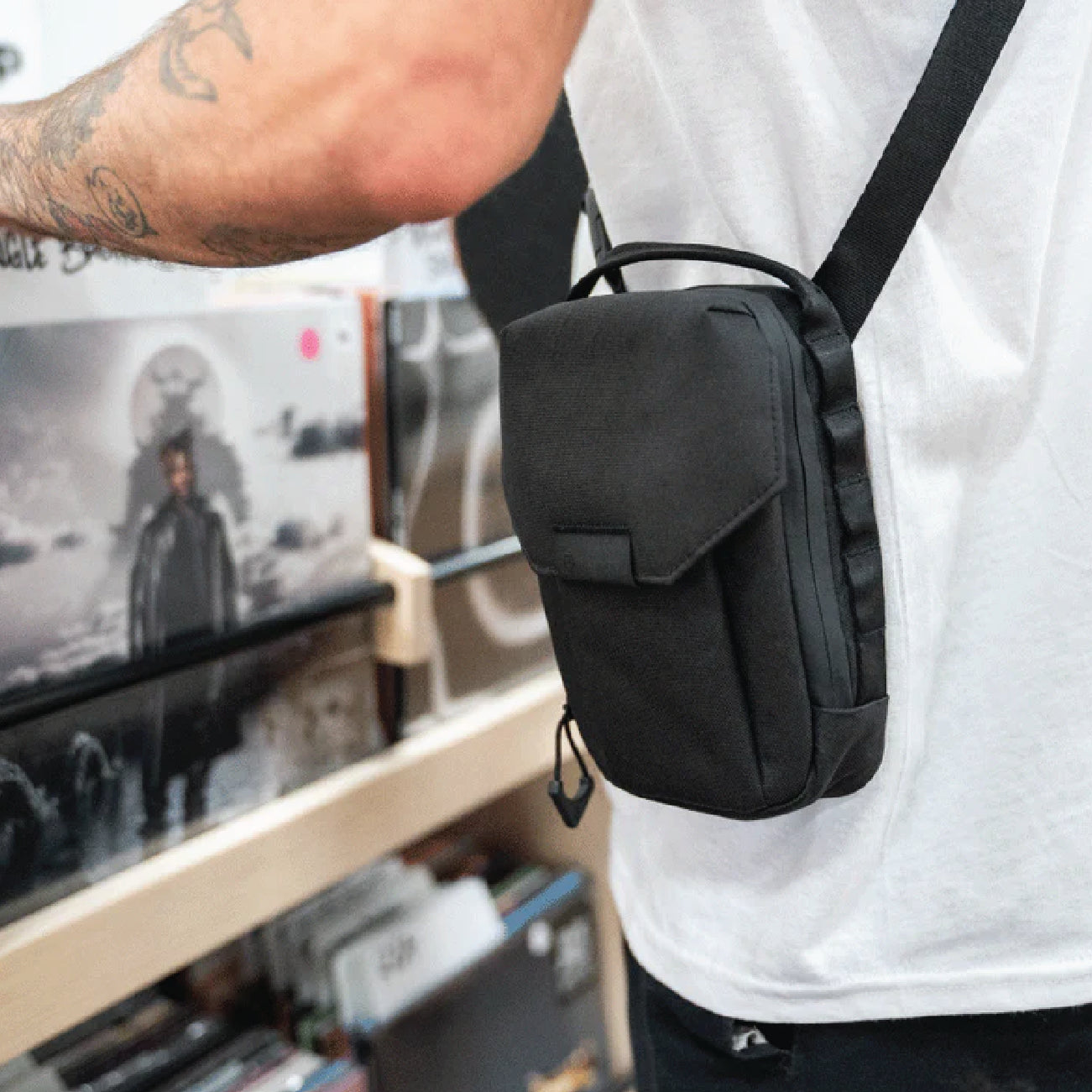 WANDRD X1 Cross Body